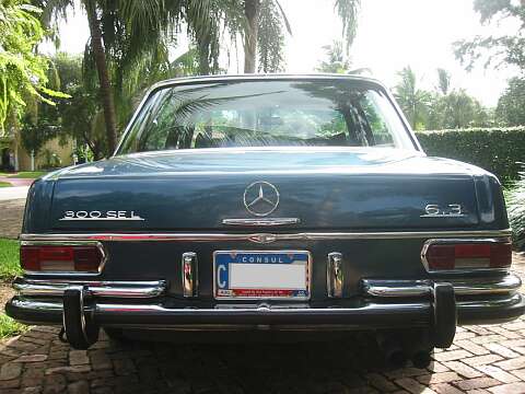 1970 Mercedes-Benz 300SEL 6.3 blue